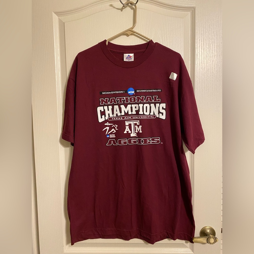 Tee Shirt Short Sleeve Texas A&M 2009 MAROON AND WHITE Size XL
